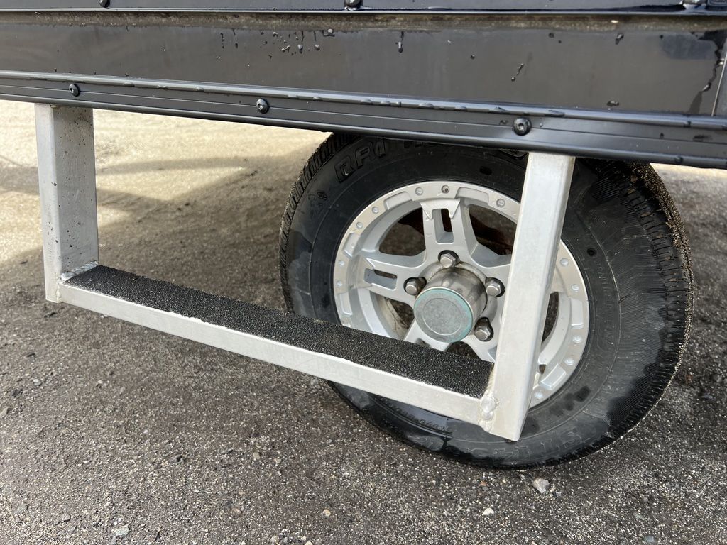 %title 2021 Mission Trailers 101x12 Aluminum 2-Place Crossover/Hybrid w/Blackout PKG - Image 16