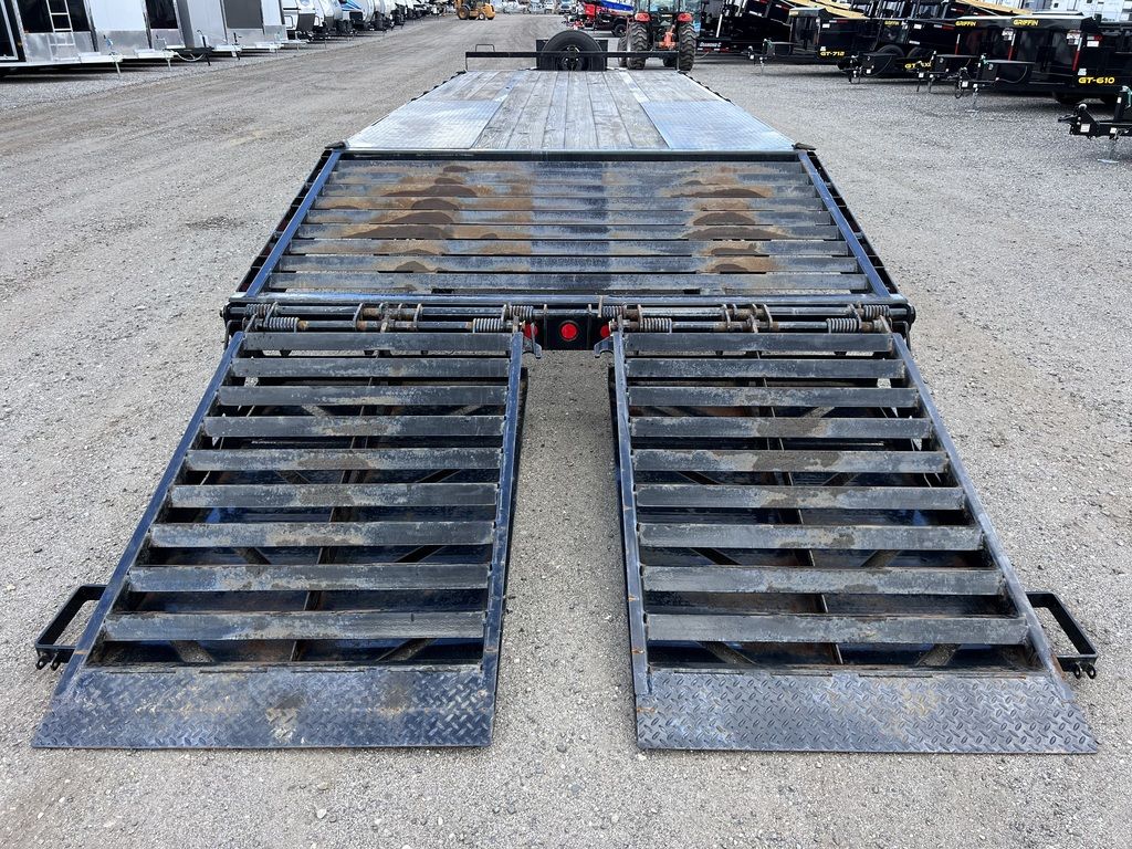 %title Deckover Equipment Hauler for sale