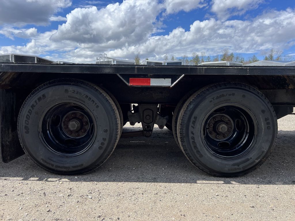 %title Deckover Equipment Hauler for sale
