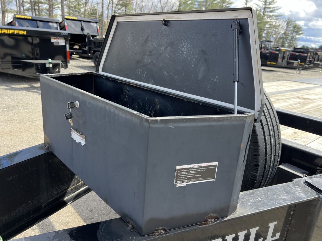%title Deckover Equipment Hauler for sale