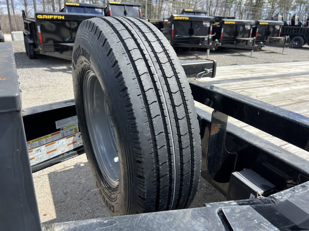 %title Deckover Equipment Hauler for sale