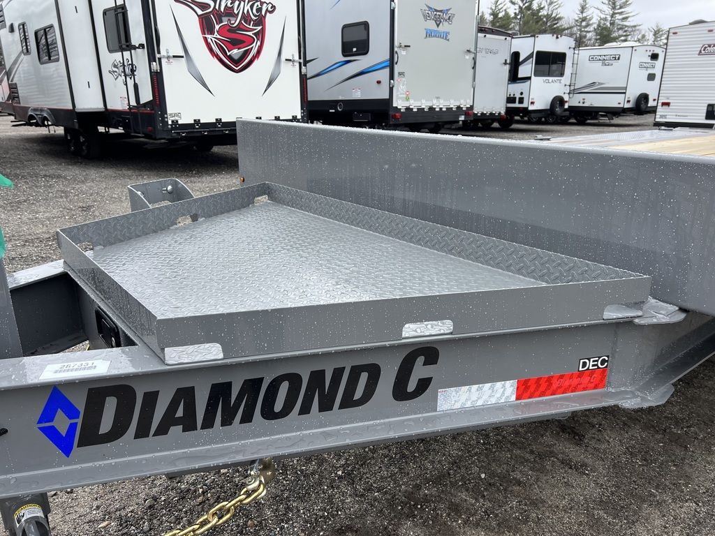 %title diamond deckover Equipment Trailer for sale