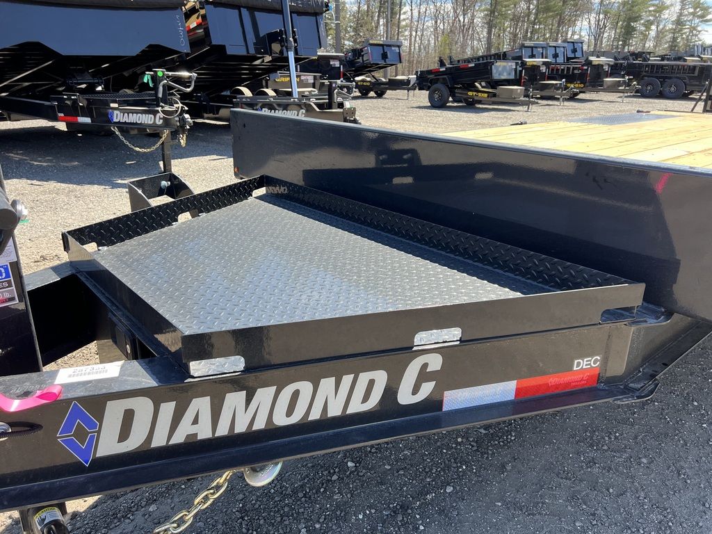 %title diamond deckover Equipment Trailer for sale